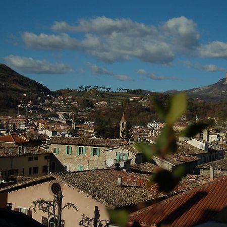 A Casa Di Lola Bed & Breakfast Ascoli Piceno Exterior photo