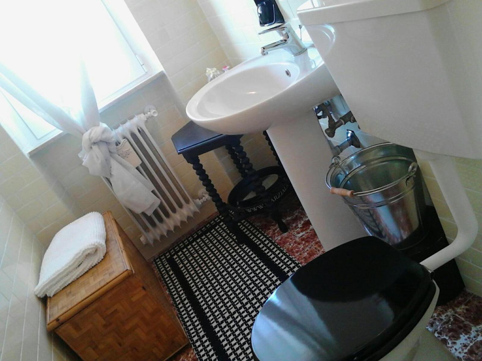 A Casa Di Lola Bed & Breakfast Ascoli Piceno Exterior photo