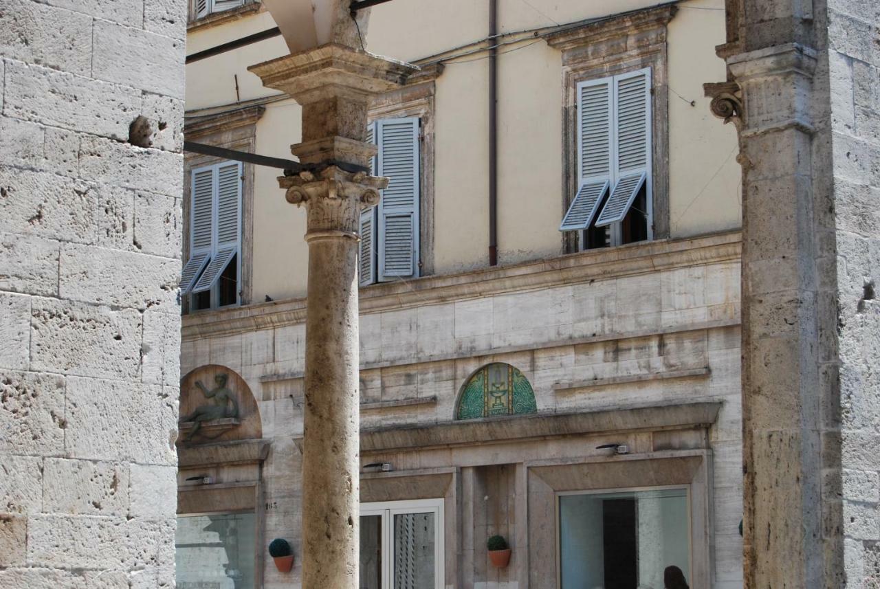 A Casa Di Lola Bed & Breakfast Ascoli Piceno Exterior photo